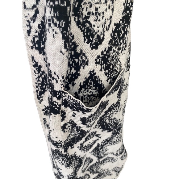 For Thee long Snake Print Cardigan Patch Pockets in Front Size Small - Picture 6 of 9